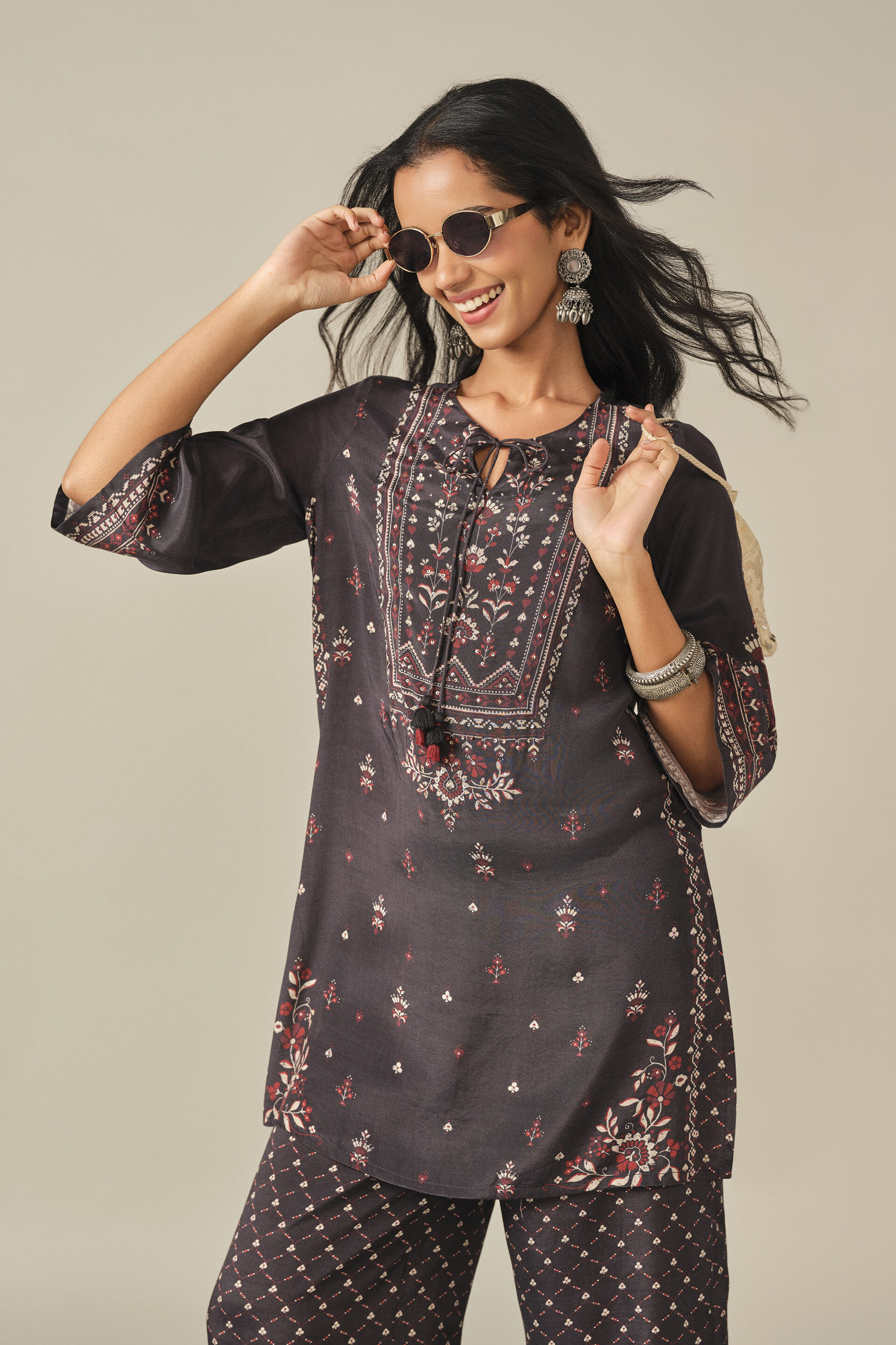 Printed Kurta Set in Black, Black, image 4